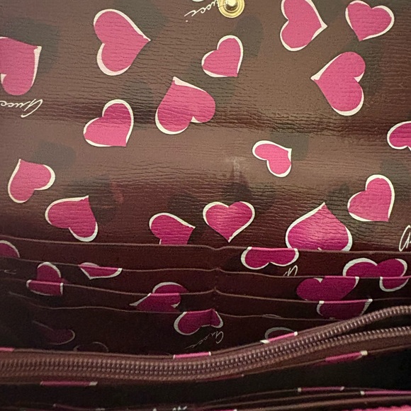 Gucci Takeru Lovely Hearts Heart Interlocking GG Gold Logo Continental W… - Picture 11 of 14